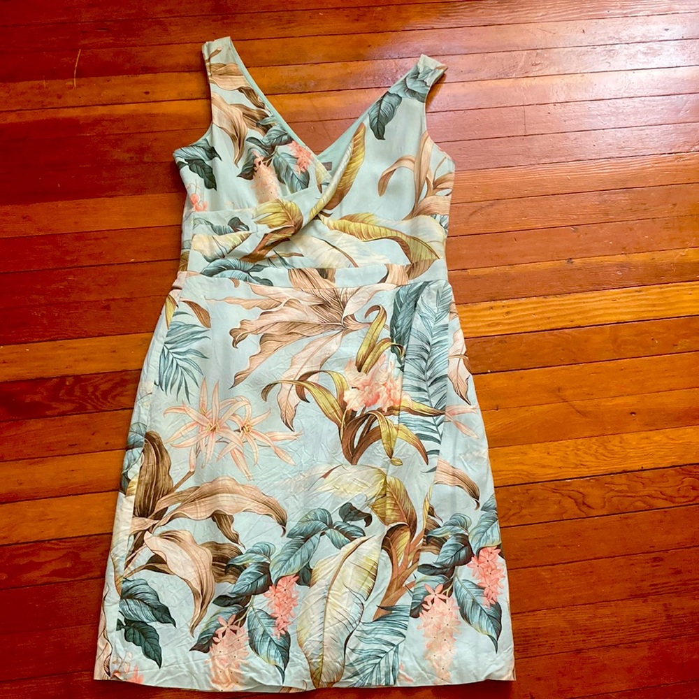 Tommy Bahama - Fun Summer Dress w/ Belt